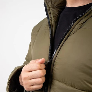 Chaqueta Acolchada de Invierno al por Mayor, Chaqueta Acolchada de Alta Calidad con Revestimiento de Burbujas, Chaqueta Exterior Acolchada Resistente al Viento para Hombre - Product Image 2