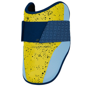 Protège-coude de baseball sportif noir et or, taille adulte, en peau de mouton, utilisation toutes saisons, OEM ODM personnalisé - Product Image 5