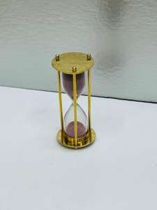 Reloj de arena 3D de latón macizo de 4.5'' |   Pie Decorativo Vintage para Mesa de Graduación - Product Image 6