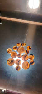 Boutons en corne de buffle d'eau de couleur naturelle polie pour les projets d'artisanat et de couture de bricolage - Product Image 5