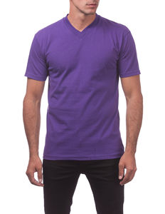 T-shirt pour homme à manches courtes et col en V en coton biologique, couleur violette, prix de gros avec logo personnalisé - Product Image 1