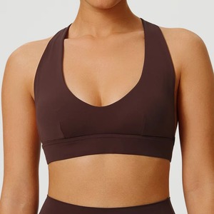 Soutien-gorge de sport personnalisé en gros pour femmes, col carré profond, antichoc, pour la gym, le yoga et le fitness - Product Image 4