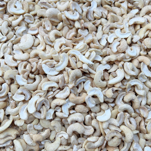 Best Price Vietnamese Cashew Kernels Kaju SANTIGO Caju Cashew <b>Nuts</b> Broken Private Label Packaging - Product Image 1