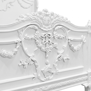 Cadre de lit antique en bois d'acajou avec des sculptures luxueuses et une finition blanche pour une utilisation en intérieur - Product Image 6