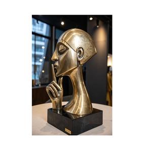 Belle sculpture moderne en métal, statue de design spécial, collection d'arts, statue en aluminium. - Product Image 5