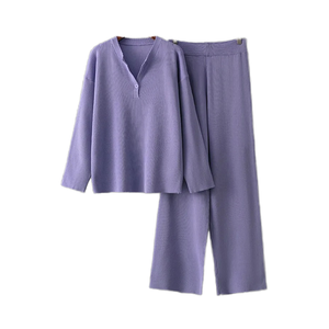 ชุด2ชิ้นเสื้อถักคอวีสไตล์เกาหลีสำหรับผู้หญิงเสื้อกันหนาวแบบสวมหัวเสื้อแบบสวมหัวเสื้อกางเกงเอวสูงแบบลำลอง - Product Image 5