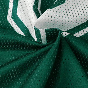 Maillot de football personnalisé à col en V en tissu mesh 100 % polyester imprimé par sublimation, avec nom et numéro d'équipe, pour entraînement sportif - Product Image 5