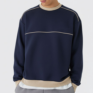 เสื้อสเวตเชิ้ตคอกลมสีกรมท่าสำหรับผู้ชาย ทรงปกติ ผ้าถัก 100% คอตตอน สวมใส่สบาย สีพื้น ระบายอากาศได้ดี มีกระเป๋า น้ำหนัก 300 กรัม - Product Image 3