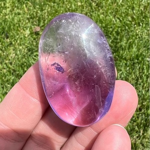 Chakralume Améthyste Chevron Naturelle de Haute Qualité, Pierre de Palmier Ovale Polie à la Main, Cristal Violet de Guérison pour Méditation, Reiki et Chakra - Product Image 2