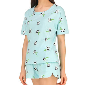 Conjunto de camiseta y pantalones cortos de alta calidad para mujer, fabricado en fábrica, con logo personalizado, color sólido, conjunto de 2 piezas, conjunto de verano para mujer, transpirable. - Product Image 3