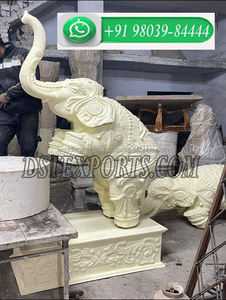 Statues d'éléphant de mariage traditionnelles pour allée Dec Statues d'éléphant doré pour décor de mariage Statues d'éléphant de mariage royal - Product Image 2