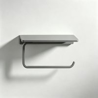 Support mural personnalisé en aluminium pour rouleau de papier toilette avec étagère, support de papier toilette en alliage courbé OEM pour projet de salle de bain d'hôtel