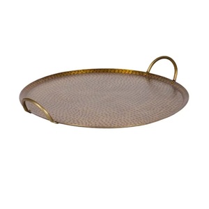Bandeja de Servicio de Metal de Diseño Moderno con Acabado Dorado para Servir Postres, Desayunos o Pasteles de Chocolate - Product Image 2