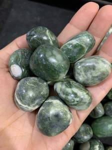 Vente en gros de pierres précieuses naturelles en jaspe néprite d'Indonésie, 20-30 mm, artisanat, cristal de guérison, haute qualité, forme galet poli - Product Image 5