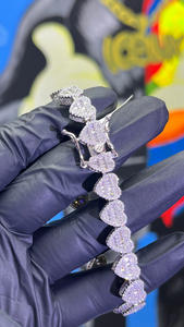 กำไลข้อมือ S925สไตล์ฮิปฮอปสีเงิน VVS Baguette ตัดเพชรโมอิสซาไนท์พร้อมเครื่องประดับรูปหัวใจ - Product Image 2