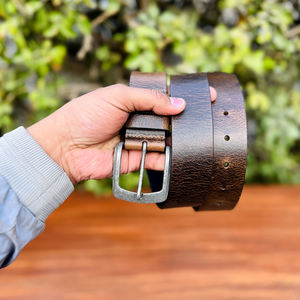 Cinturón Formal de Cuero de Búfalo Perforado con Cera Dura y Acabado Envejecido, Hebilla de Aleación de Zinc Plateada con Acabado Artesanal, Doble Anilla, 35MM - Product Image 6