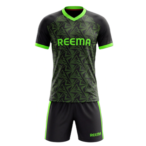 Équipement de football personnalisable, uniforme respirant, vêtements de sport de football, séchage rapide, maillots de football par REEMA - Product Image 1