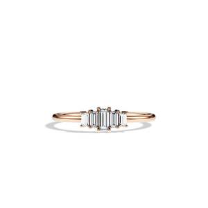 Anillo de compromiso de oro de 14k con diamante de corte esmeralda y engaste de puntas, estilo floral para mujer - Product Image 1