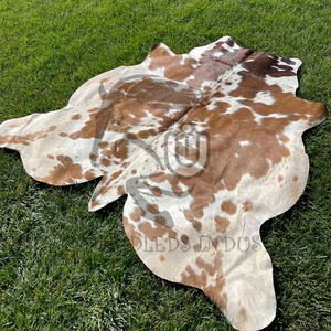 UNBRIDLEDS INDUSTRY Nueva Tendencia Alfombras de Cuero de Piel de Vaca en Oferta para Sala de Estar, Alfombras Grandes Tradicionales Personalizables en Tamaño y Color - Product Image 2