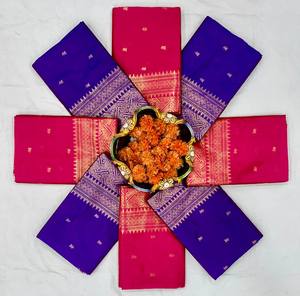 Sari traditionnel pour femme en soie pure Banarasi de luxe, tissé avec des fils d'argent Zari, doux, infroissable, protection solaire, hiver et été - Product Image 5