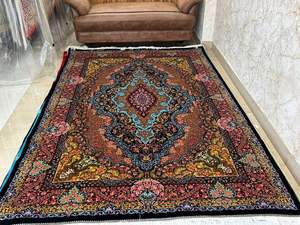 Tapis en soie pure fait main sur mesure, tapis de luxe moderne noué à la main, tapis de designer antidérapant, lavable, pliable, avec support de sol de qualité supérieure - Product Image 3