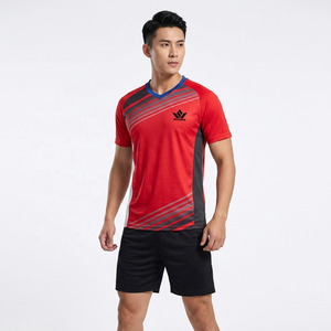 Ensemble de maillot de tennis pour homme MAYLURNA, rouge et noir, col en V, manches courtes, polyester sublimé, évacuation de l'humidité, coupe athlétique, toutes saisons - Product Image 1