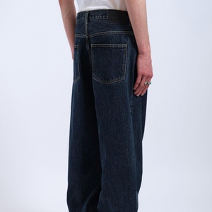 Jean en denim délavé foncé pour homme 2026, taille haute, coupe droite ample, pantalon décontracté en coton, style automne, fabricant en gros pour marque privée - Product Image 5