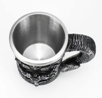 Tasse à boire en acier inoxydable pur à double paroi en résine gothique Casque de bière Tasses Knight King Tankard Dragon Wolf Cup pour la maison et l'hôtel
