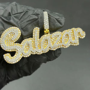 Pendentif personnalisé avec nom serti de diamants, en argent sterling 925 et plaqué or, style hip-hop, lettre en diamant - Product Image 4