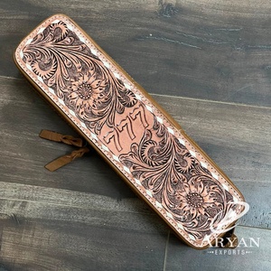 Support de fer à friser en cuir véritable artisanal de qualité supérieure, motif porte-bonheur 777, résistant à la chaleur, pour l'organisation des outils de coiffure - Product Image 1