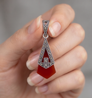 Conjunto de Joyería de Plata de Ley 925 con Ónix Rojo para Mujer |   Conjunto de Anillo y Pendientes con Incrustaciones de Marcasita |   Joyería Fina Geométrica Vintage