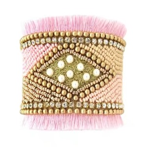 Magnifique bracelet brodé de perles de rocaille, design tendance, chic, bracelet brodé de perles, accessoire de mode - Product Image 2