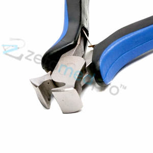 คีมตัดลวดปลายแหลม Zetomed pro คุณภาพสูง ผลิตจากเหล็กกล้าไร้สนิม ปากตัดคมกริบ ด้ามจับตามหลักสรีรศาสตร์ เหมาะสำหรับงานทำเครื่องประดับ - Product Image 2