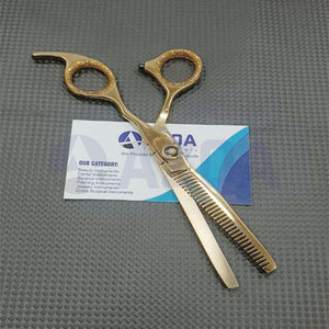 Ciseaux à effiler les cheveux en acier inoxydable plaqué or avec dents pointues pour usage professionnel en salon et coiffure - Product Image 2