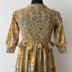 Vestido largo maxi de algodón 100% para mujer, estampado a mano, estilo bohemio floral, con volantes, para verano, venta al por mayor, vestido informal de verano, sostenible - Product Image 5