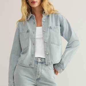 Veste en jean bleu clair coupe classique col rabattu simple boutonnage coton délavé style décontracté unisexe pour le printemps - Product Image 5