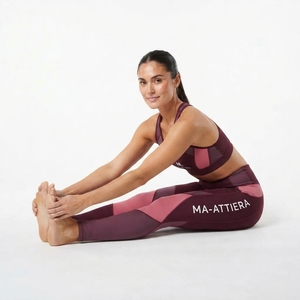 Ensemble de vêtements de sport pour femmes, soutien-gorge de sport bicolore et leggings taille haute, vêtements de yoga et de fitness personnalisés - Product Image 5