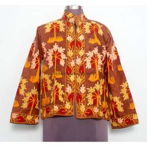 Chaqueta de mujer cálida para otoño/invierno con bordado floral, abrigo étnico hecho a mano, forro de algodón, estilo bohemio con logo frontal. - Product Image 1