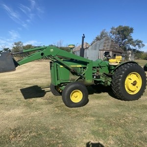 ซื้อรถแทรกเตอร์ John Deere 4020 ราคาถูก รถแทรกเตอร์ 2 ล้อ 90 แรงม้า ซารับูรี - Product Image 3