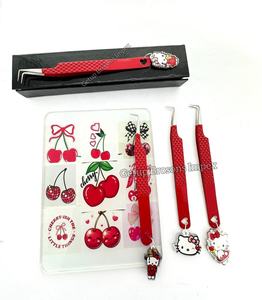 Pince à épiler à pointe en fibre pour extensions de cils, revêtement en poudre rouge à 90 degrés, avec porte-clés Hello Kitty rouge, logo personnalisé, instruments de beauté - Product Image 5
