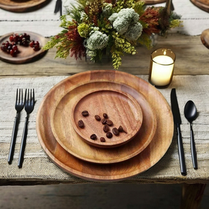 Assiettes rondes en bois écologiques classiques polies avec logo personnalisé, plusieurs tailles, pour hôtel, café - Product Image 4