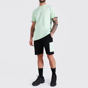 เสื้อยืดแขนสั้นสปอร์ตสีทึบสำหรับผู้ชายและกางเกงขาสั้นชุดคอกลมแห้งเร็วสำหรับฤดูร้อน - Product Image 2