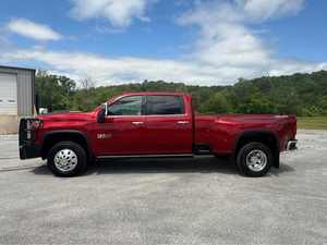 Pick-up pleine grandeur d'occasion 2025 Limited 4x4 Édition TRD - Product Image 2