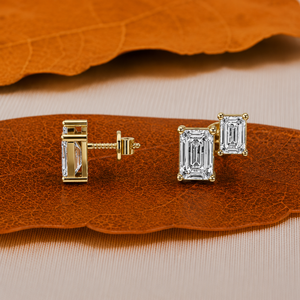 Boucles d'oreilles en diamant de laboratoire 1,90 carat, taille émeraude, or 14 carats, design léger et unique, bijoux éthiques pour cadeau de luxe, vente en gros - Product Image 1