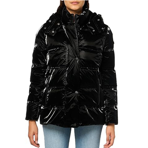 Vestes matelassées pour femmes de qualité supérieure, nouveau modèle, respirantes, légères, à faible coût, manteaux d'hiver en gros - Product Image 1