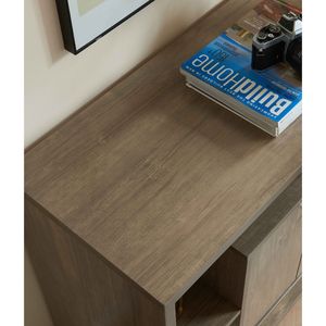 Mobiletto Libreria Compatto a Due Ante con Quattro Ripiani Aperti, Credenza Espositiva con Gambe Svasate in Legno e Pomelli in Metallo per Soggiorno - Product Image 3