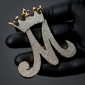 Pendentif Hip Hop personnalisé lettre M avec couronne en moissanite, lettre initiale glacée, en argent sterling 925, bijoux fins, pendentifs et breloques - Product Image 1