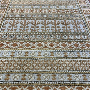 Alfombra de Lana y Seda Anudada a Mano para Pasillo o Entrada, Modelo TRO-0112, Alfombra Tradicional Hecha a Mano con Patrón de Bordes, Alfombra Premium - Product Image 5