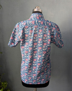 เสื้อเชิ้ตแขนสั้นพิมพ์ลายดอกไม้สำหรับผู้ชาย ปกคอพับ ผ้าฝ้ายระบายอากาศ สไตล์ฤดูร้อน - Product Image 4