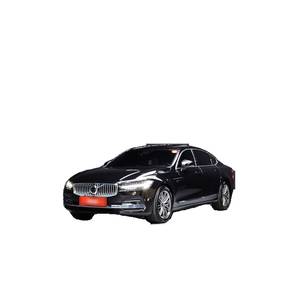 Volvo S90 B6 AWD Ultimate 2024 con Volante a la Izquierda, Caja de Cambios Automática, Asientos de Cuero, Cámara Trasera, Solo 12,977 km de Kilometraje - Product Image 1